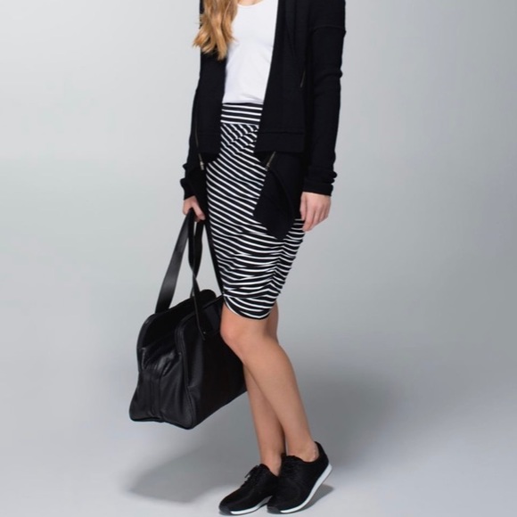 lululemon athletica Dresses & Skirts - Lululemon Anytime Skirt